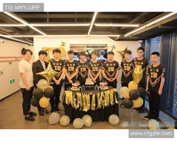 DOTA2团队协作排行榜揭晓JDG团队表现稳居第九名引发关注 DOTA2团队协作排行榜揭晓JDG团队表现稳居第九名引发关注